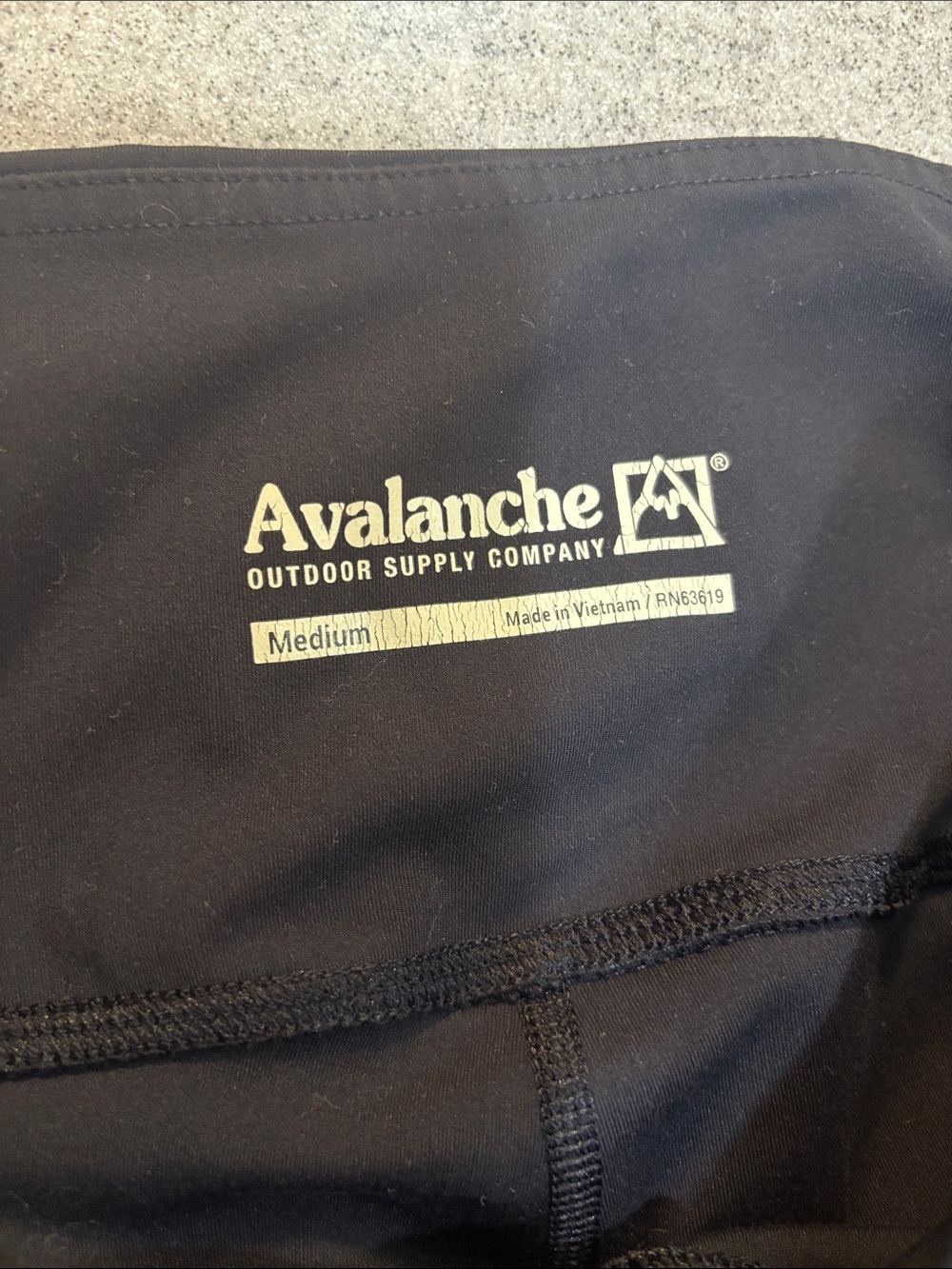 Avalanche Black Leggings - Picture 4 of 5